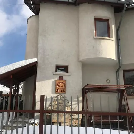 펜션 Къща За Гости Аник