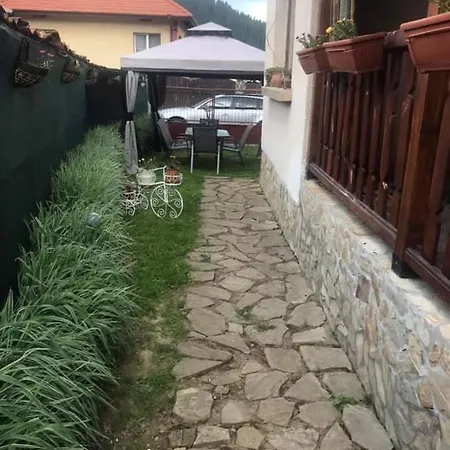 Къща За Гости Аник 펜션 고베다르치